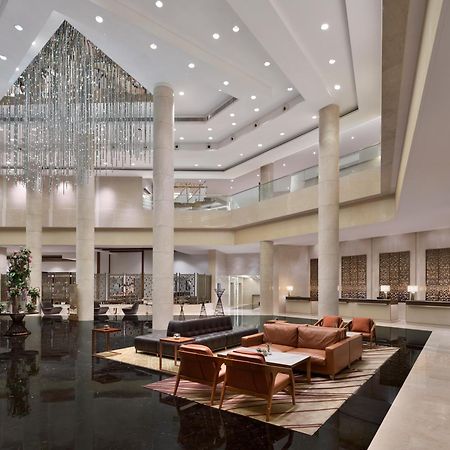 Kochi Marriott Hotel Экстерьер фото Lobby