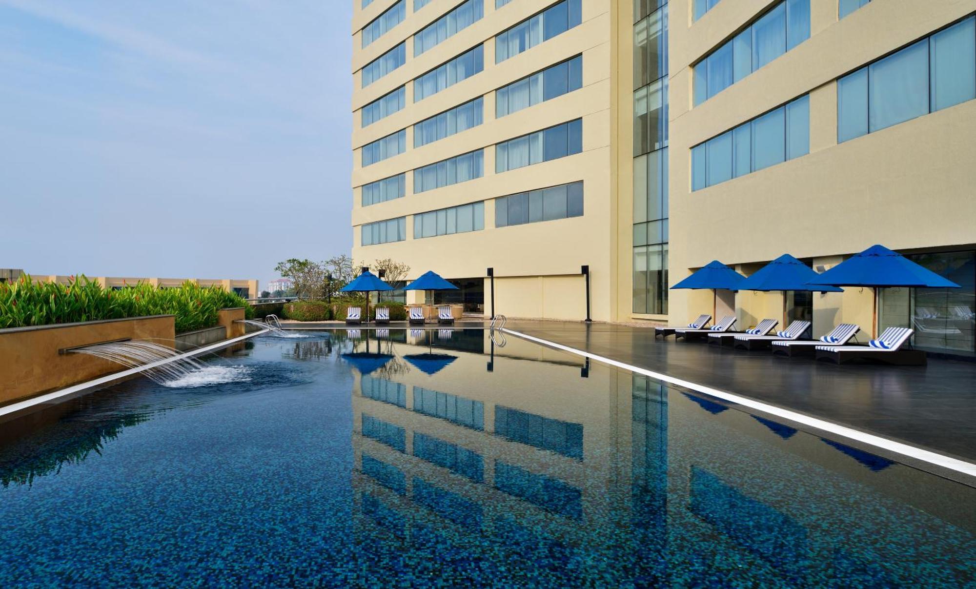 Kochi Marriott Hotel Экстерьер фото The Park, Hyderabad